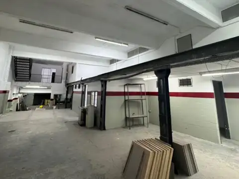 Local en Venta en Haedo, USD 320.000