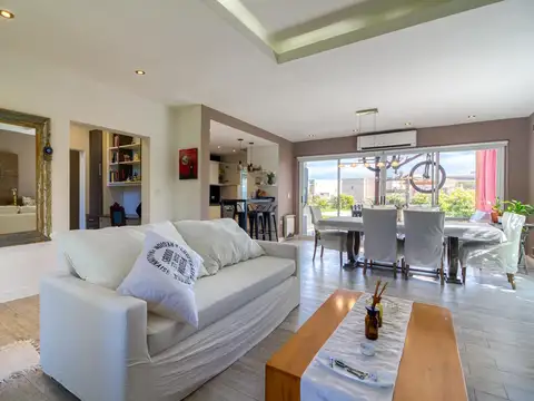 Casa en Venta en Pilar Del Este, USD 175.000