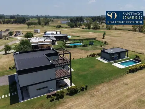 Venta casa en Medal - Espectacular Oportunidad en Lote al Golf