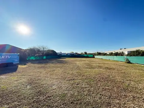 Terreno en Venta 47  mts Fondo