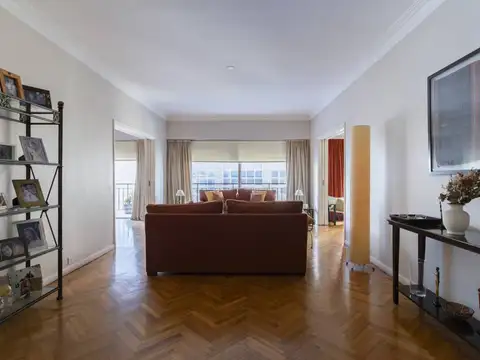 Departamento en Alquiler de 6 ambientes