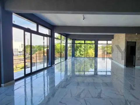 Local en Alquiler en Ituzaingo, $ 2.200.000