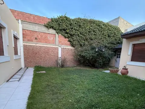 Venta Casa 3 dormitorios con quincho