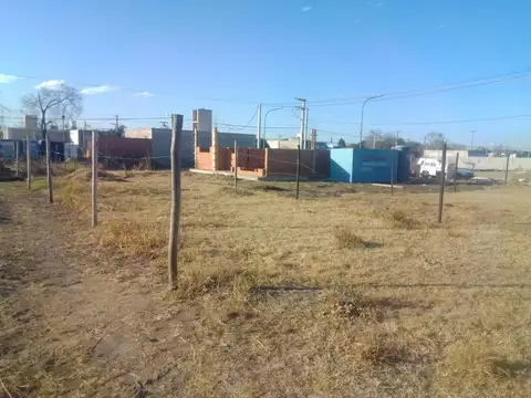 VENDO TERRENO B° DEAN FUNES