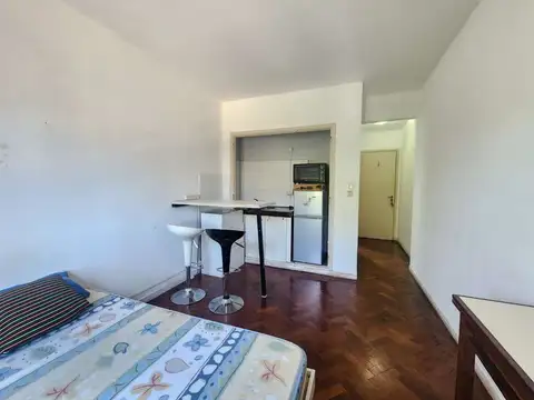 Av. del Golf 1400, Piso 1