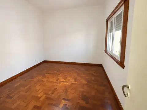 Depto Tipo Casa en Alquiler de 2 ambientes