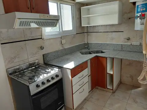 Depto Tipo Casa en Alquiler de 1 dormitorio