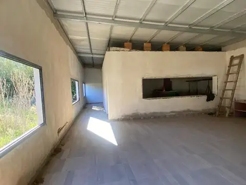 CASA QUINTA CON 2 PILETAS SALON +DEPTO TANDIL
