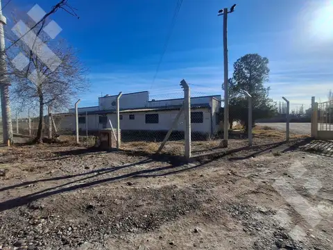 En Venta, Predio de 19000m², Galpón y Casa, Neuquén.