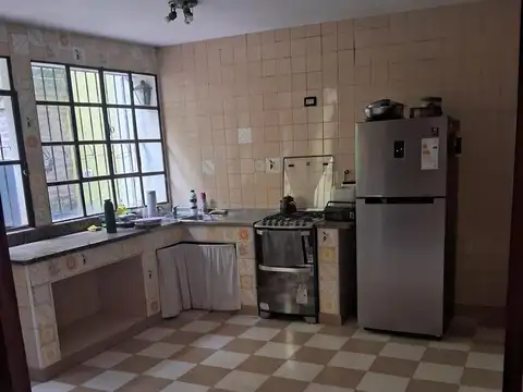 Local en Alquiler 60 años