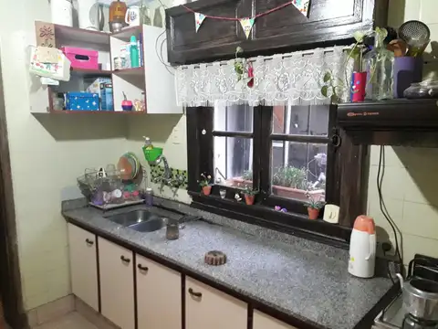 Depto Tipo Casa en Venta con 1 cocheras