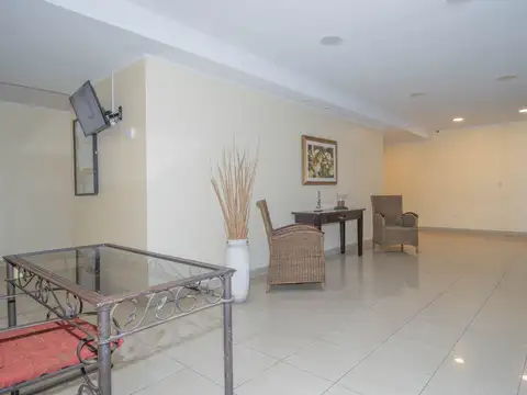 Avenida Álvarez Thomas 200