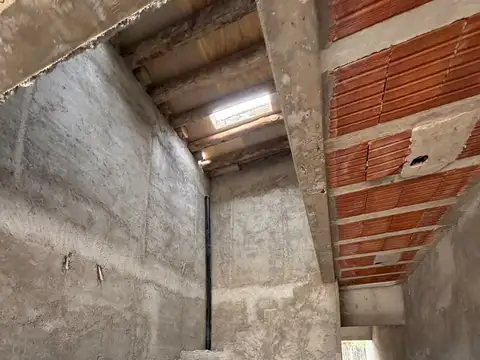 Depto Tipo Casa en Venta con 1 cocheras