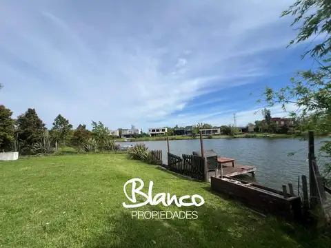 Casa en Venta en San Benito, USD 415.000