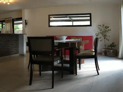 Casa en Venta en General las Heras, USD 99.000