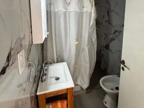 Departamento En Alquiler En Floresta