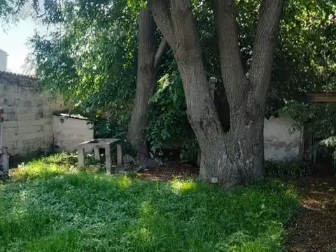 Terreno en Venta en Bernal, USD 120.000