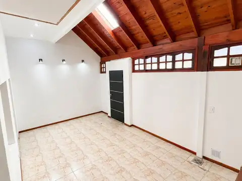 Depto Tipo Casa en Venta de 3 dormitorios