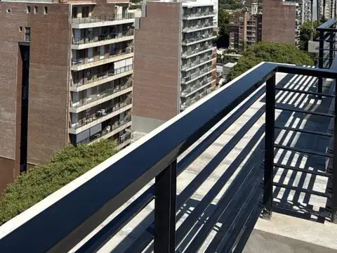 Monoambiente a estrenar con balcón al frente en Av. Francia
