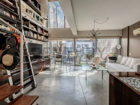 VENTA DEPARTAMENTO (LOFT) TRIPLEX TIPO LOFT DE 2 AMBIENTES Y MEDIO EN PALERMO - CON TERRAZA PROPIA