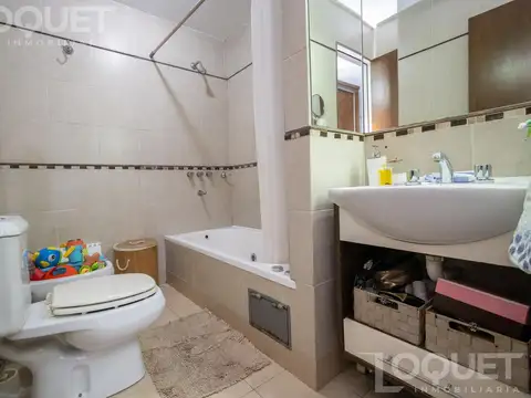 Departamento 4 ambientes con 2 baños