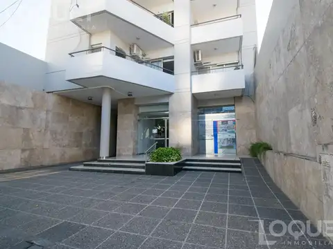 Departamento 2 dormitorios y cochera