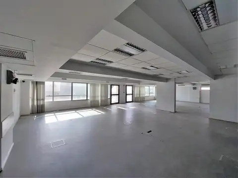 Oficina en Alquiler 30 años