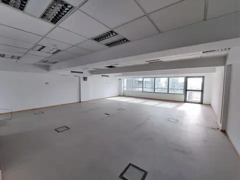 Oficina en Alquiler en Barrio Norte, USD 90.000