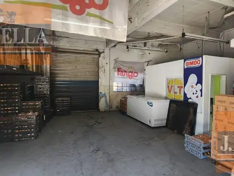 Galpon en Venta 10  mts Frente
