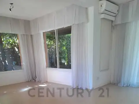 Casa en Alquiler en Villanueva, USD 2.300
