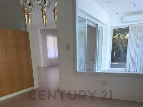 Casa en Alquiler de 3 dormitorios