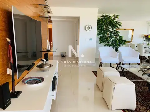 Departamento en Venta en Playa Brava, USD 455.000