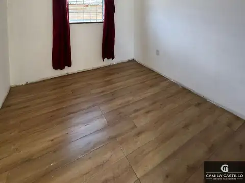 Casa en venta c/ cochera en Lomas del Mirador