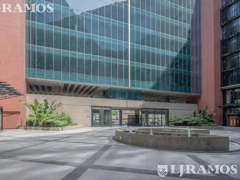Oficina en Alquiler con 12 cocheras