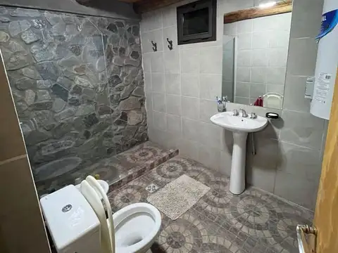 Casa 3 ambientes con 1 baño