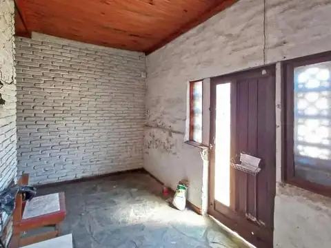 Casa 3 ambientes con 2 baños