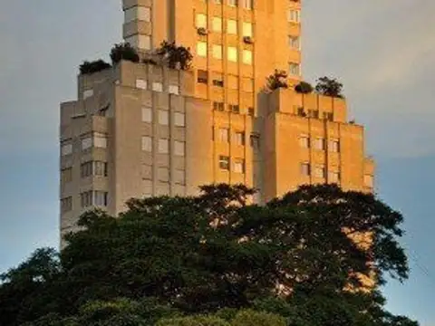 EXCLUSIVOS LOCALES EN EDIFICIO KAVANAGH