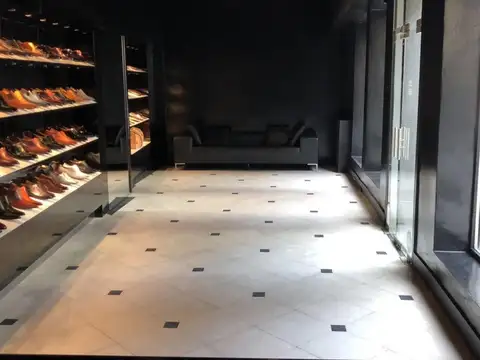 Local en Venta 90 años