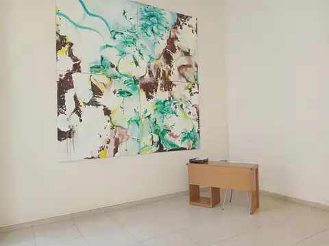 Departamento dos ambientes, LC, toillete, suite, cocina separada, cochera cub. SUM. apto credito