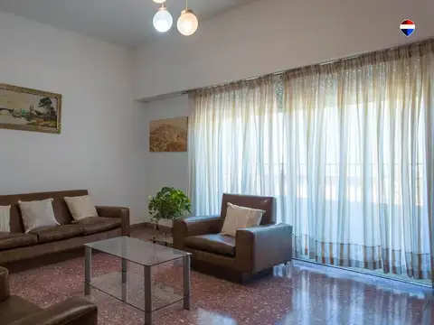 2 Galpones en Venta en Villa Dominico c vivienda