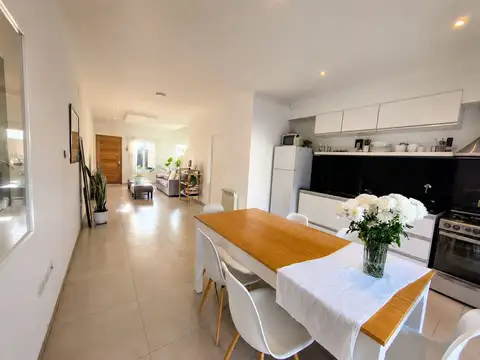 PH A LA VENTA LA PLATA - TOLOSA 2 DORMITORIOS
