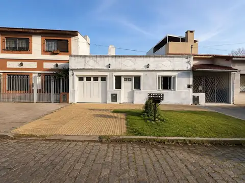 CASA DE 3 AMB EN VENTA EN R. ESCALADA APTA CRED