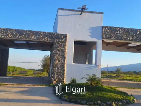 Terreno en Venta en Villa Carmela, USD 18.000