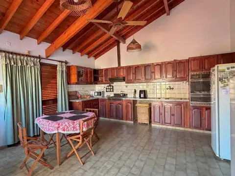 Casa en Venta en Jose Marmol, USD 160.000