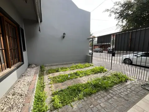 Casa en Venta en Parque Avellaneda, USD 180.000