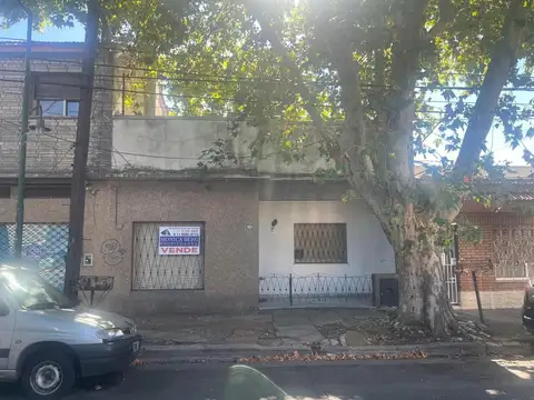 CASA TIPO PH FRENTE EN MUY BUENA UBICACION