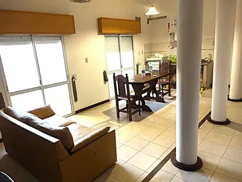 Departamento semi centrico, Planta baja  