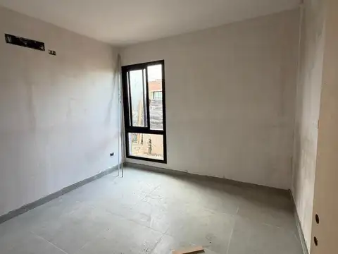 Casa venta 2 dormitorios 1 baño completo planta baja cochera