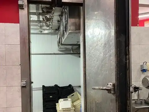 Local - Alquiler - Argentina, Ezeiza - RAMOS MEJIA 401