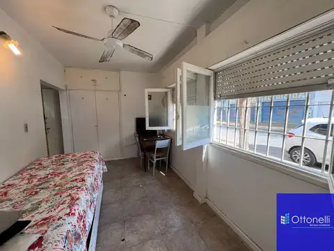 Francisco de las Carreras 300